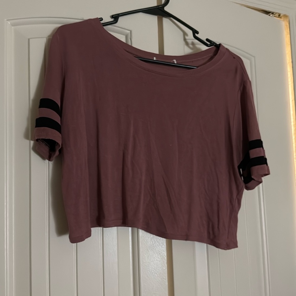 Flowy, soft, jersey style pink and black crop top